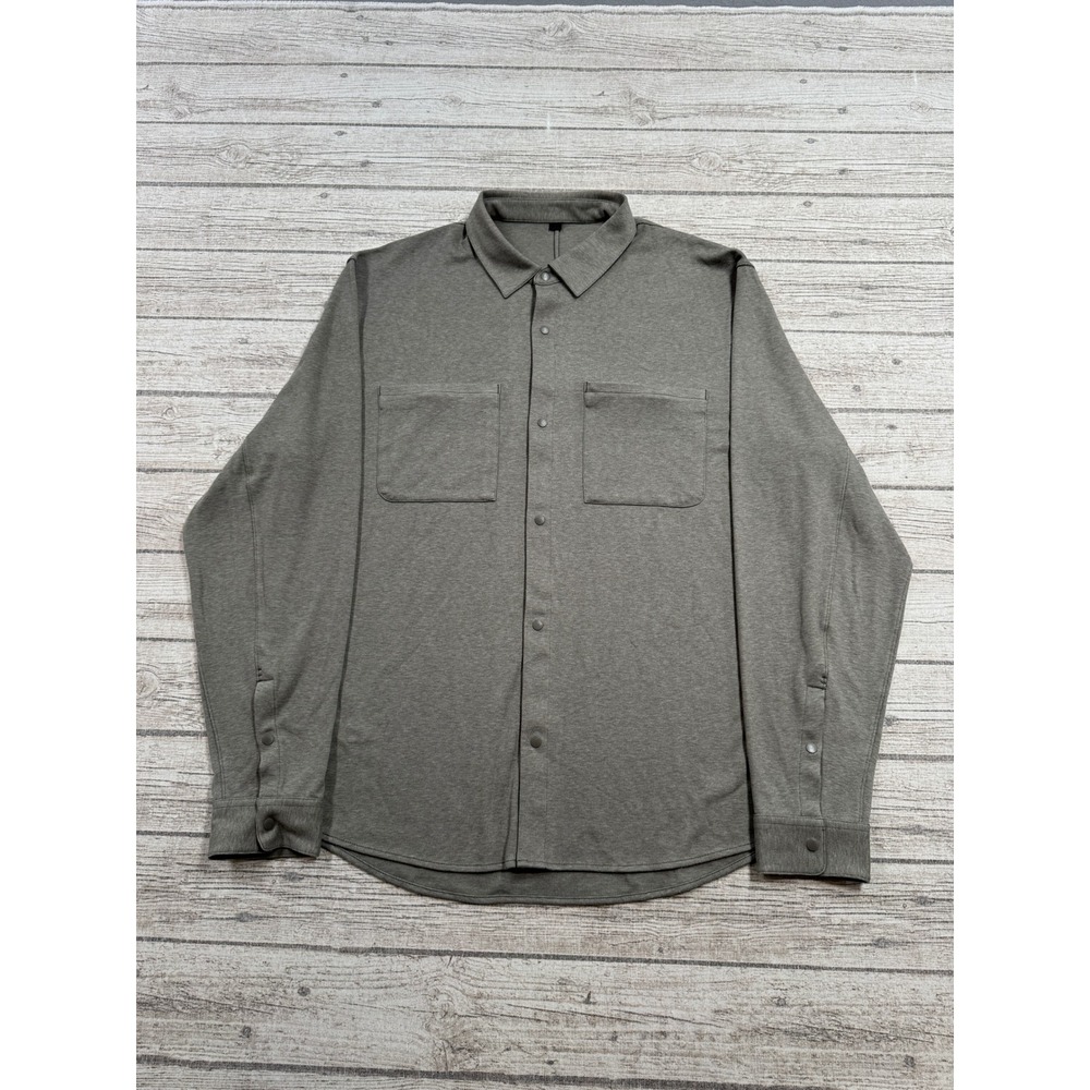 Lululemon Overshirt Men's XL Gray Loose Soft Knit Snap Front Preppy Long Sleeve